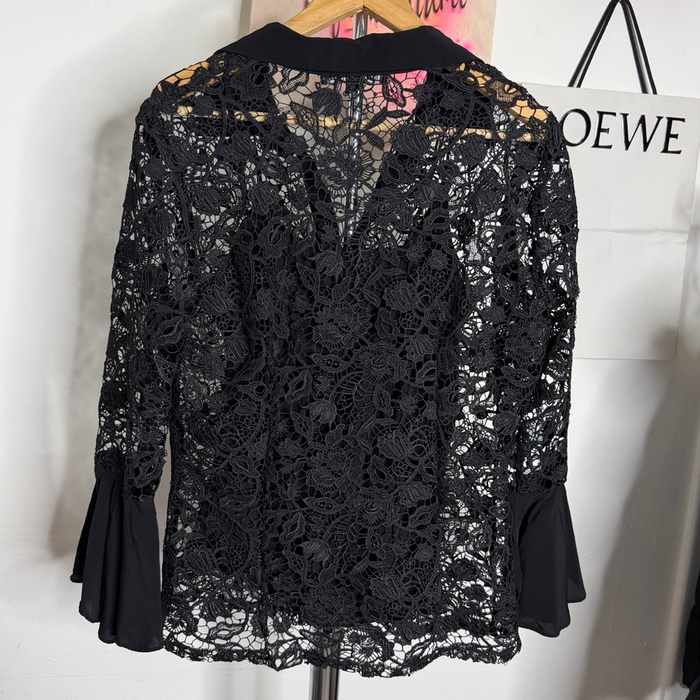 Boston Proper Lace Alexa‎ Flare Sleeve Shirt - Picture 6 of 7